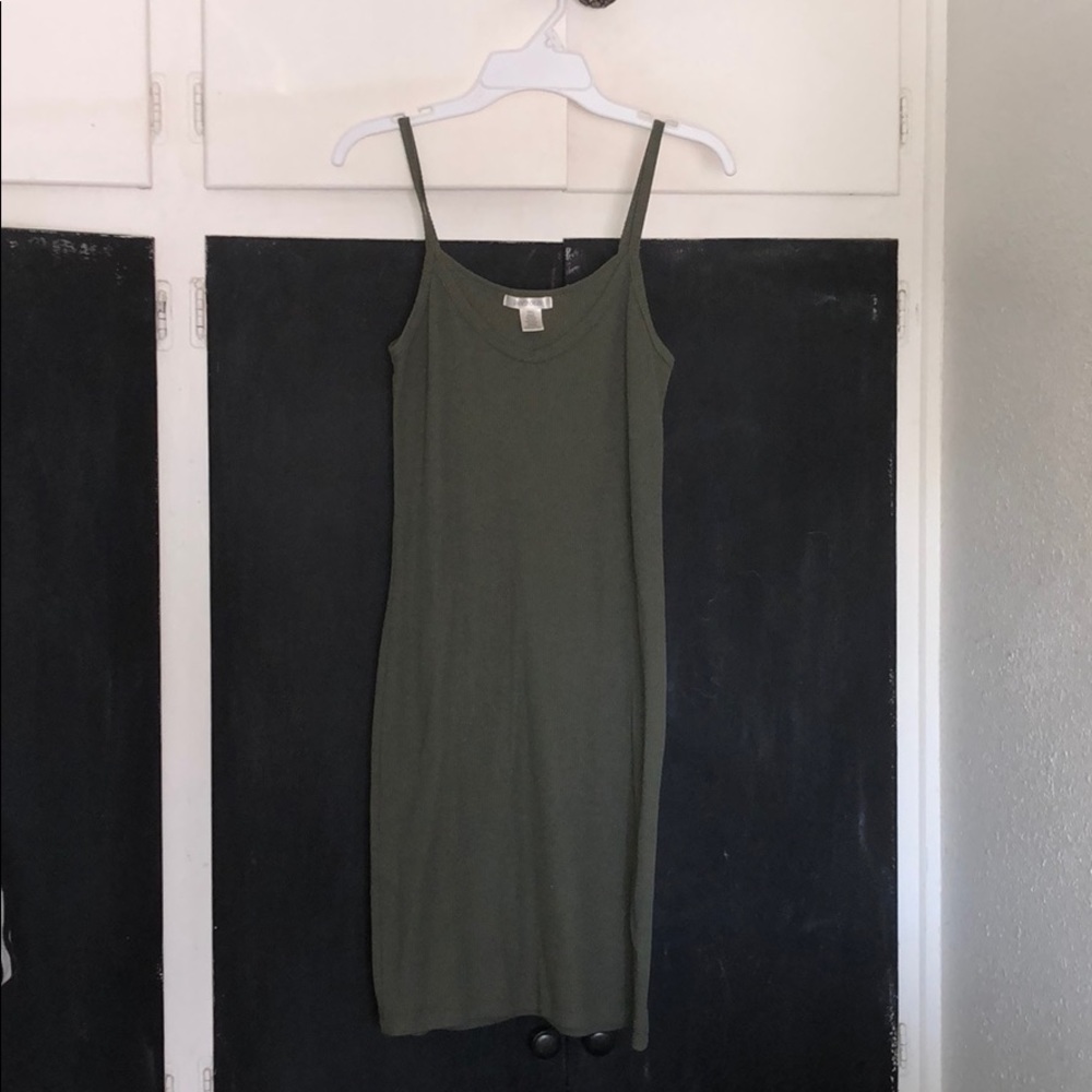 Tight olive green dress! Never worn
